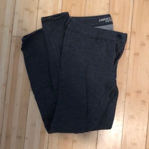 American eagle gray jegging